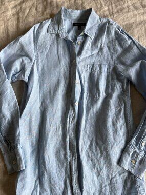 Banana Repulic Linen Cotton Blend Button up shirt size Small